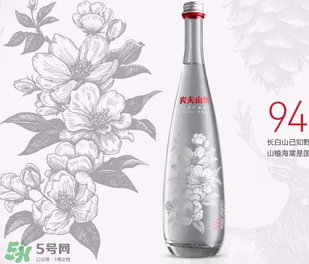礦泉水會過期嗎？礦泉水過期了還能喝嗎？