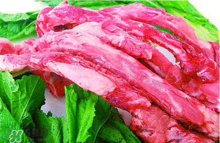腌排骨放多少鹽？腌排骨一斤肉放多少鹽？