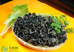 干木耳發(fā)霉了還能吃嗎？干木耳發(fā)霉了怎么處理？