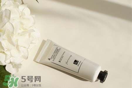 jmsolution護(hù)手霜怎么樣？jmsolution護(hù)手霜好用嗎？