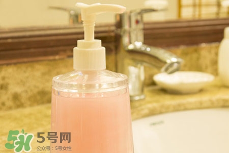 洗手液可以洗毛巾嗎？毛巾可以用洗手液洗嗎？