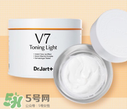 用素顏霜前打隔離霜嗎？用素顏霜之前要用隔離霜嗎