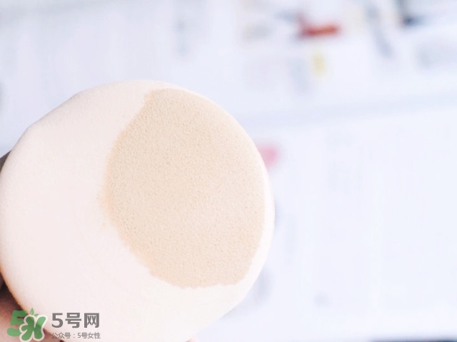 歐萊雅瓷肌氣墊多少錢？歐萊雅奇煥光采瓷肌氣墊專柜價