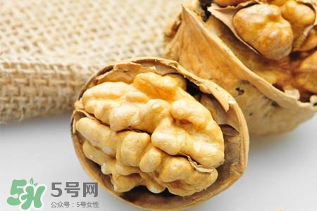 乙肝小三陽可以吃核桃嗎？乙肝大三陽可以吃核桃嗎？