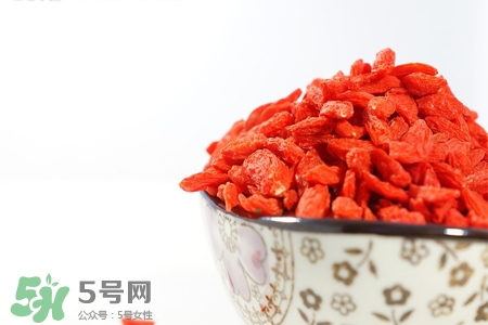 有乙肝能吃枸杞嗎？乙肝病人可以吃枸杞嗎？