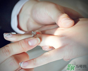 臘月可以訂婚嗎？臘月訂婚好不好？