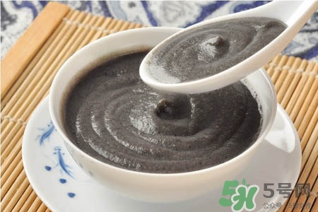 芝麻糊上火嗎？吃黑芝麻糊會上火嗎？
