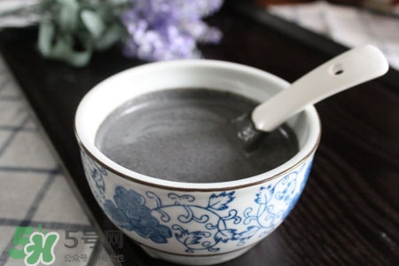芝麻糊不能和什么一起吃？芝麻糊與哪些食物相克？