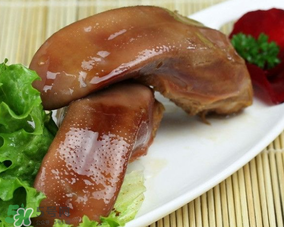 豬舌頭怎么腌制？腌豬舌頭要多久？