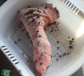 豬腿臘肉怎么腌制？臘豬腿的腌制方法
