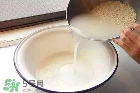 淘米水是堿性的嗎？淘米水是酸性還是堿性？