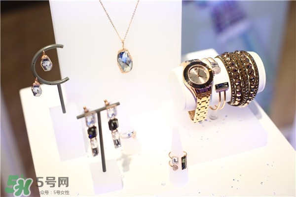 施華洛世奇2017春夏新款有哪些？施華洛世奇2017春夏新款多少錢？