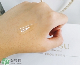 美容液是精華液嗎？美容液和精華液的區(qū)別