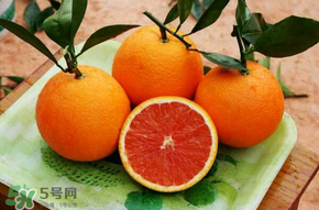血橙和普通橙子有什么區(qū)別？血橙比普通的橙子好吃嗎？