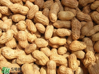 冬天吃花生好嗎？冬天吃花生會上火嗎？
