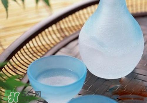孕婦可以用白醋洗臉嗎？孕婦用白醋洗臉好嗎？