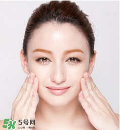 精華什么年紀用？精華什么年齡開始用？