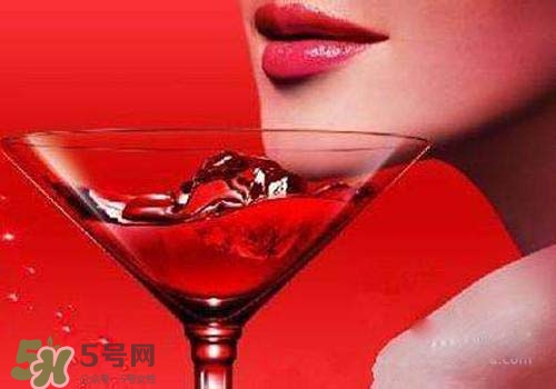 紅酒做面膜可以直接敷臉嗎？紅酒可以直接敷臉嗎？