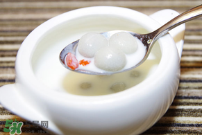 湯圓為什么會(huì)變紅？湯圓變紅有毒嗎？