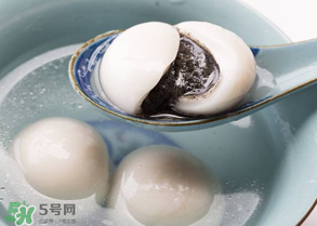 芝麻湯圓上火嗎？吃黑芝麻湯圓上火嗎？