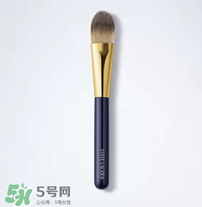 香奈兒修容膏怎么用？香奈兒修容膏使用方法