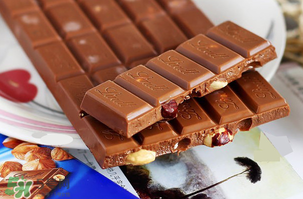 瑞士蓮巧克力是lindt還是lindor？瑞士蓮巧克力有幾種口味？