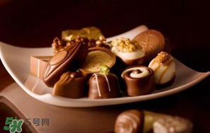 巧克力和牛奶能一起吃嗎？吃完巧克力能喝牛奶嗎？