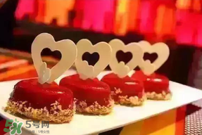 情人節(jié)晚餐吃什么？情人節(jié)晚餐在哪里吃合適？