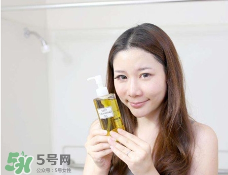 什么樣的卸妝油好用？怎樣選擇卸妝油？