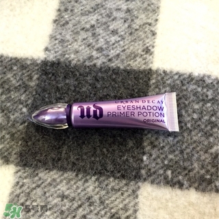 urban decay眼部打底膏怎么用？urban decay眼部打底膏用法+