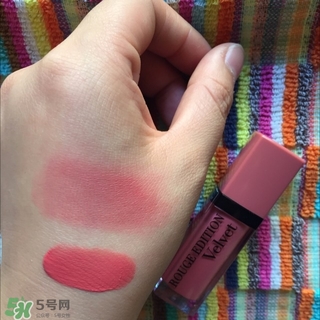 妙巴黎唇釉7號(hào)還是9號(hào)？妙巴黎唇釉7號(hào)9號(hào)試色