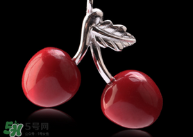 情人節(jié)送項(xiàng)鏈好嗎？情人節(jié)送女朋友什么項(xiàng)鏈好？
