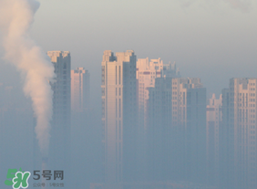 霧霾一天中什么時候最嚴(yán)重？霧霾一天中什么時候最輕？