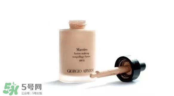 tom ford和阿瑪尼哪個好？tom ford和阿瑪尼口紅唇釉哪個好？