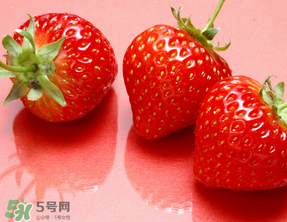 奶油草莓是什么品種？奶油草莓和巧克力草莓的區(qū)別 