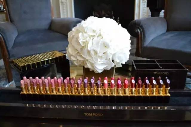 tom ford和迪奧哪個好？tom ford口紅和dior口紅哪個好？
