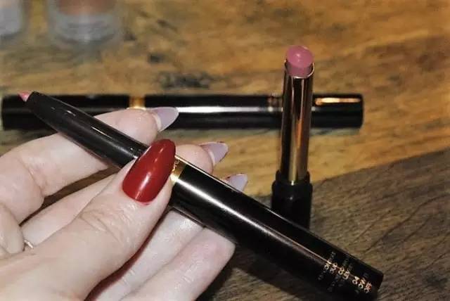 tom ford和迪奧哪個好？tom ford口紅和dior口紅哪個好？