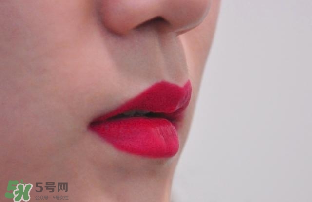 蘭蔻菁純唇膏388多少錢？蘭蔻菁純唇膏388專柜價(jià)