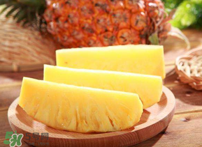 鳳梨吃之前用鹽水泡嗎？鳳梨為什么要用鹽水泡？