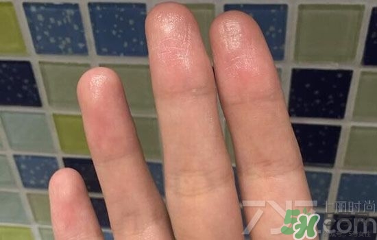 安耐曬金瓶怎么樣？安耐曬金瓶好用嗎？