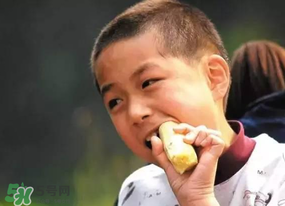 吃甘蔗嘴爛了怎么辦？吃甘蔗嘴角爛了怎么辦？