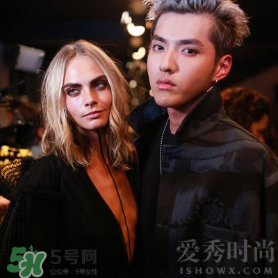 煙熏玫瑰色適合什么膚色？煙熏玫瑰色口紅適合黃皮嗎？