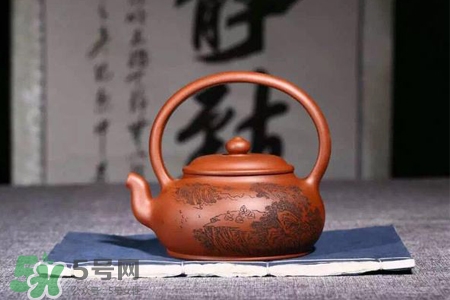 剛買的紫砂壺怎么清洗？新買的紫砂壺怎么清洗？