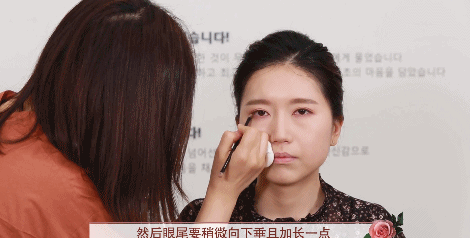 干玫瑰色妝容怎么化？干玫瑰色妝容畫法步驟