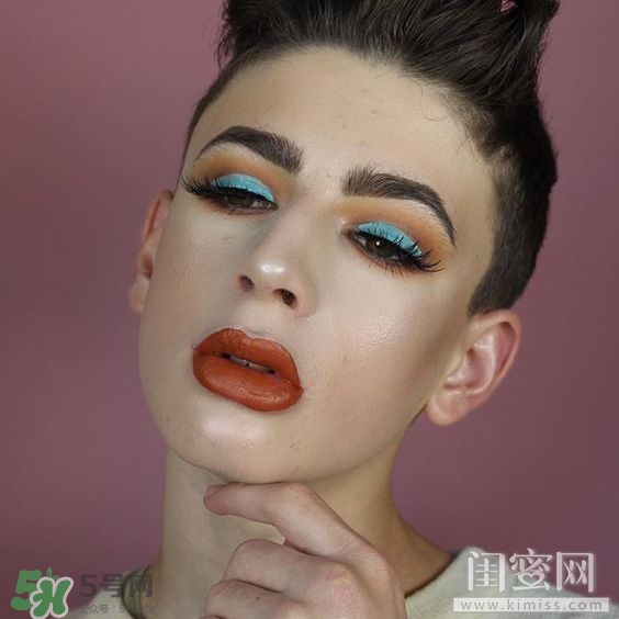 豆沙色和南瓜色的區(qū)別 豆沙色和南瓜色哪個好看？