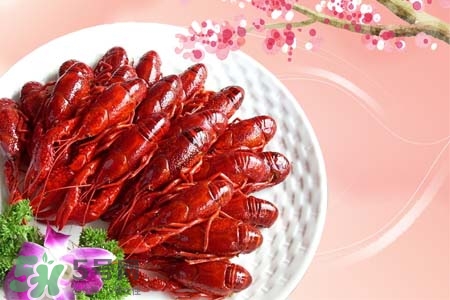 小龍蝦剛死可以吃嗎？小龍蝦死了能吃嗎？