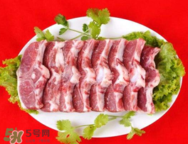 羊肉有點(diǎn)發(fā)臭還能吃嗎？羊肉有點(diǎn)臭味怎么去除？