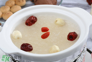 為什么煮紅棗會(huì)有白沫？紅棗煮出來上面一層白沬是什么？