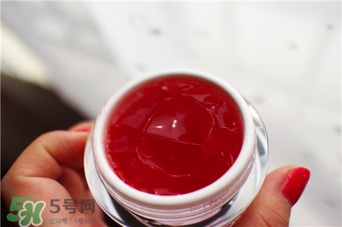 紅酒面膜可以天天敷嗎？紅酒面膜敷完臉用洗嗎？