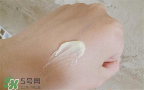 rice honey蜂蜜睡眠面膜好用嗎？美人糠蜂蜜睡眠面膜怎么樣？